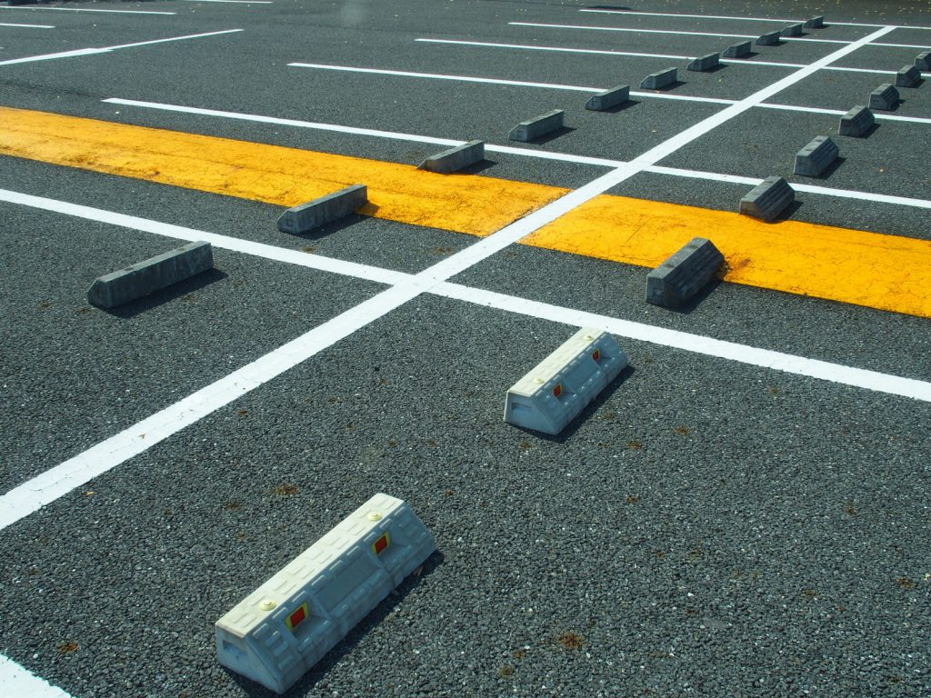 5 Reasons to Repave Your Asphalt Parking Lot